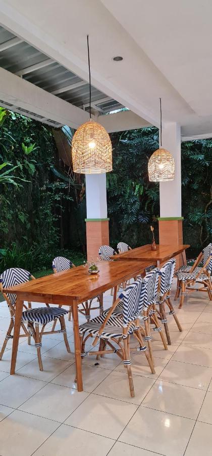 Villa Aurora Cisarua Luaran gambar