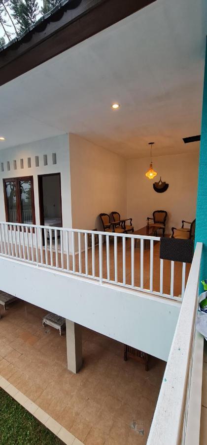 Villa Aurora Cisarua Luaran gambar