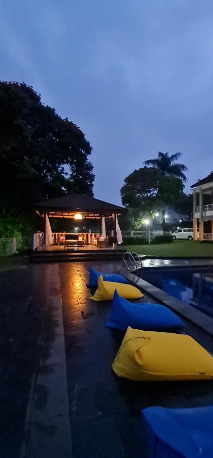 Villa Aurora Cisarua Luaran gambar